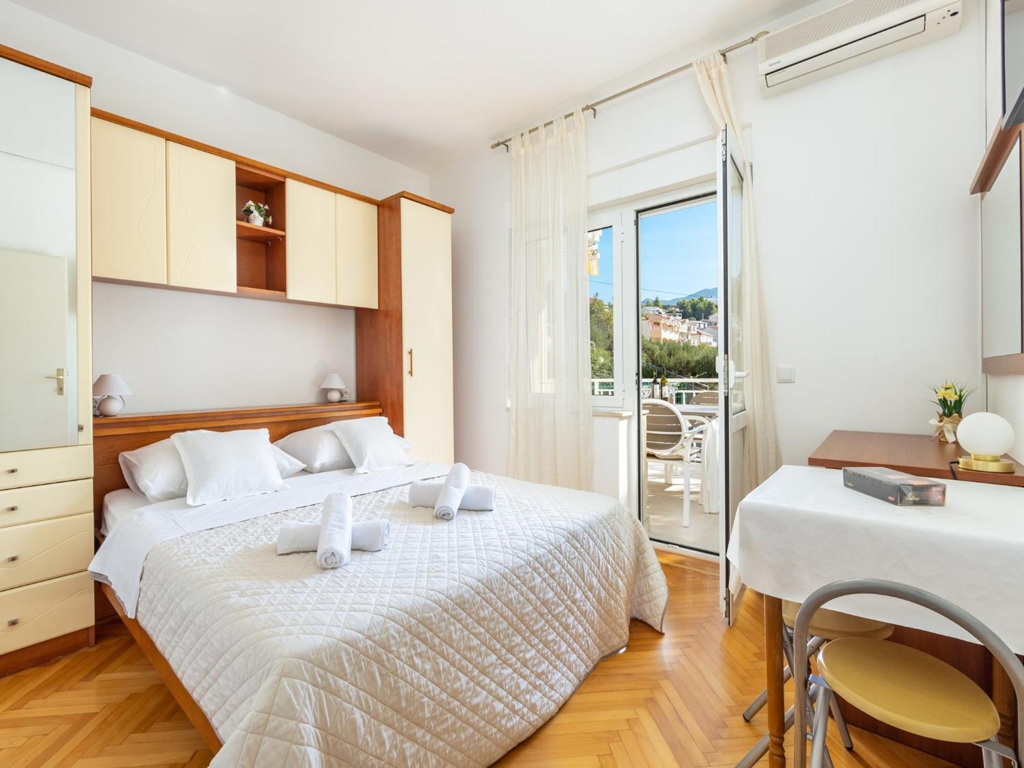 Duće Rosemary Apartments מראה חיצוני תמונה