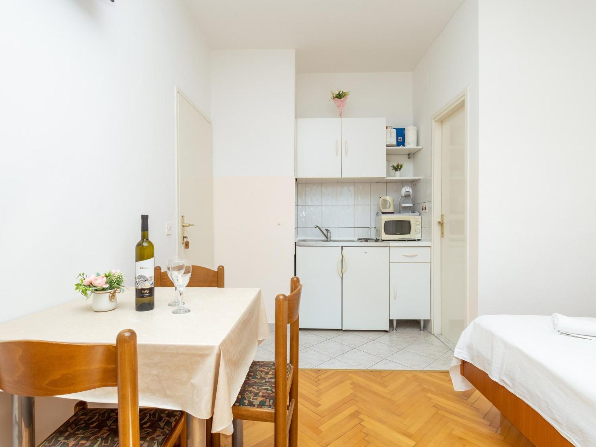 Duće Rosemary Apartments מראה חיצוני תמונה