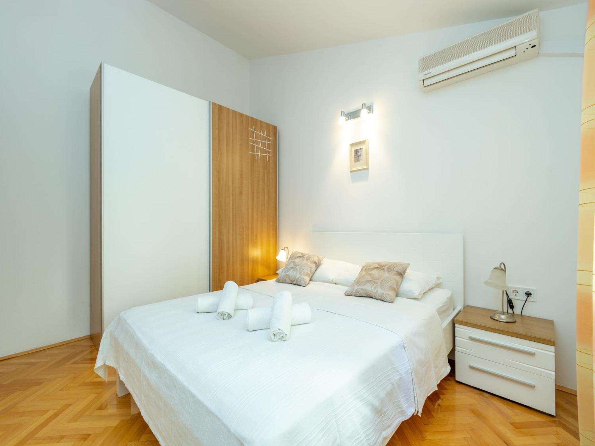 Duće Rosemary Apartments מראה חיצוני תמונה
