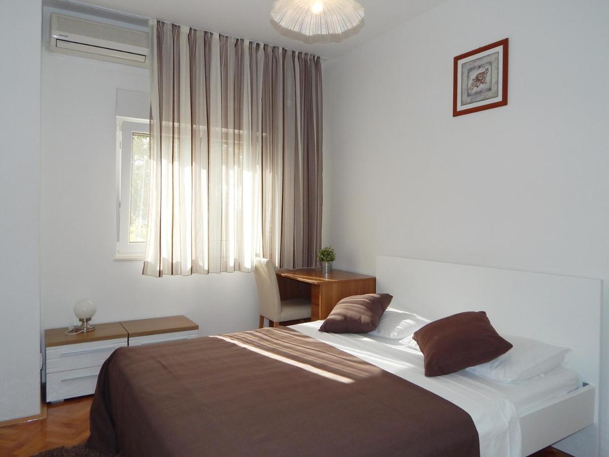 Duće Rosemary Apartments מראה חיצוני תמונה