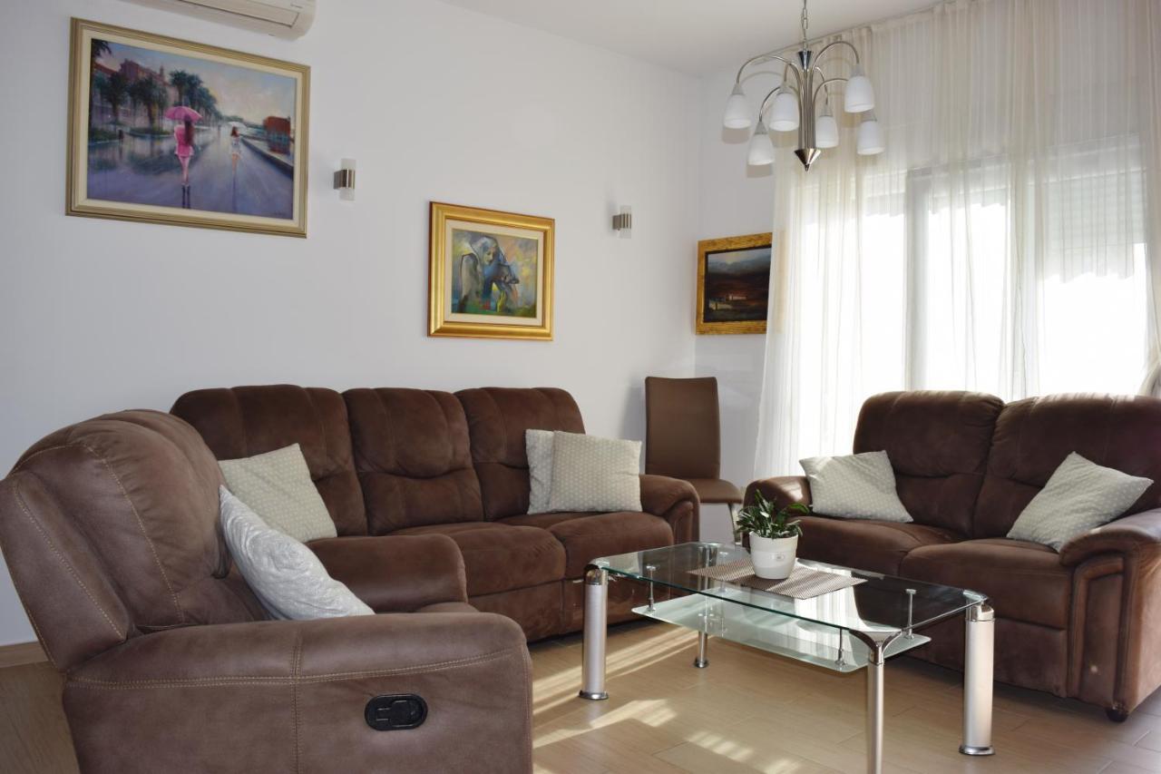 Duće Rosemary Apartments מראה חיצוני תמונה