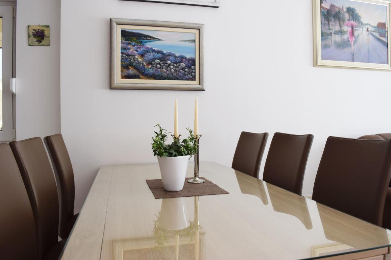 Duće Rosemary Apartments מראה חיצוני תמונה